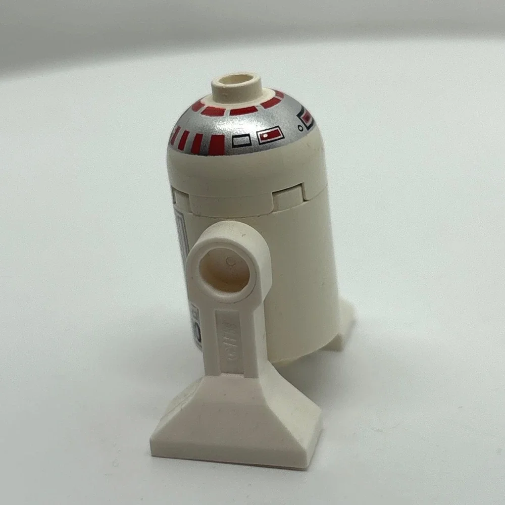 LEGO Star Wars R2-D4 Minifigure sw0217 White Silver Red Droid 7658 Clone Wars